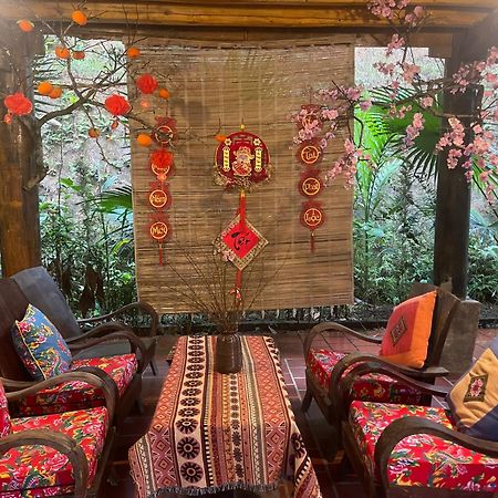Vu Linh Palm House Homestay - Bungalow Yen Bai Eksteriør billede